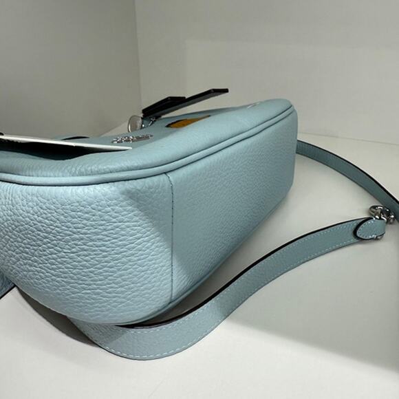 Last 1‼️Coach X Peanuts Teri Shoulder Bag With Franklin CBJ80 Authentic - Picture 5 of 11